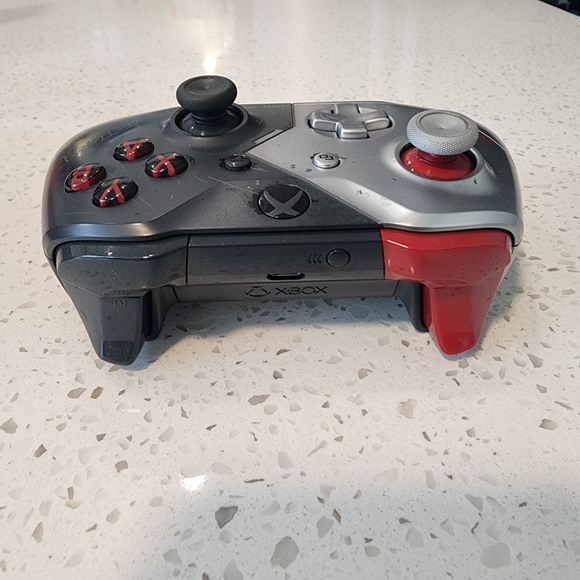 Microsoft Xbox Wireless Controller Cyberpunk 2077 Limited Edition CIB - Picture 4 of 6